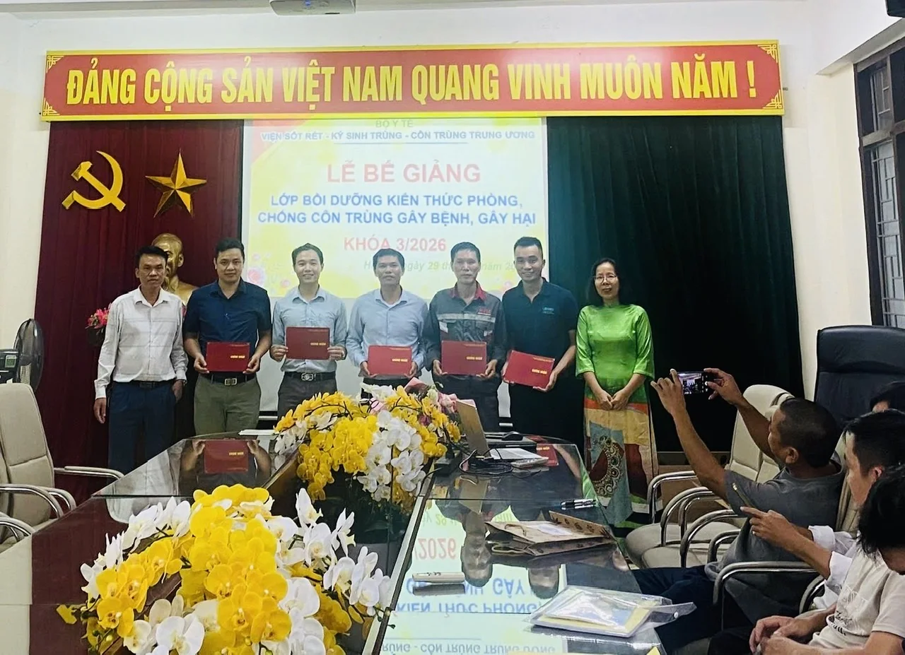 Hoạt động bồi dưỡng kiến thức phòng chống côn trùng