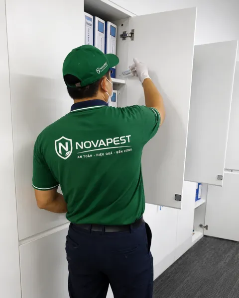 Kỹ thuật viên NOVAPEST triển khai Kiểm soát côn trùng tổng hợp (IPM) cho doanh nghiệp tại dự án - hình 10
